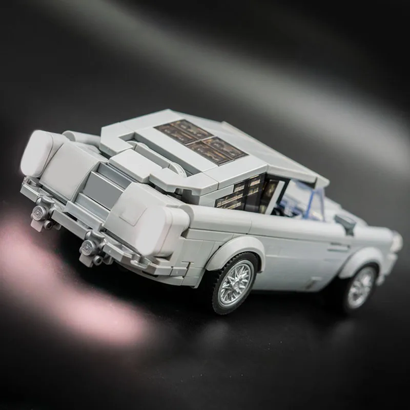 581 parça 007 Aston Martin DB5 - Victor Racket Jetspeed incelemesi ve fiyatı